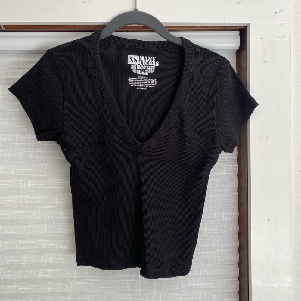 Big bud press short sleeve v-neck tee